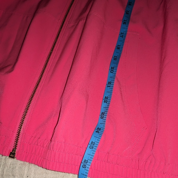 CHICO'S Zenergy Cutout Jacket, Azalea HOT PINK Gold Zip Front Embroidered NWT - Picture 4 of 16
